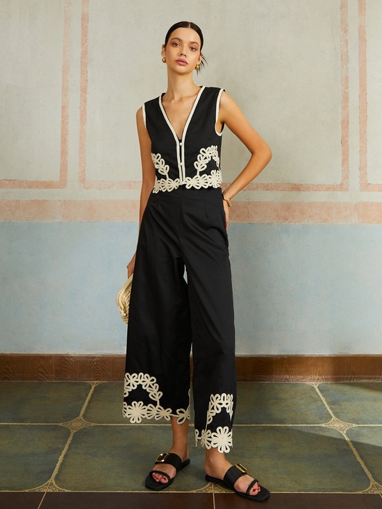 Commense Pants - Commense Casual Embroidery Sleeveless Zipper Pants Set size Medium. New with tag